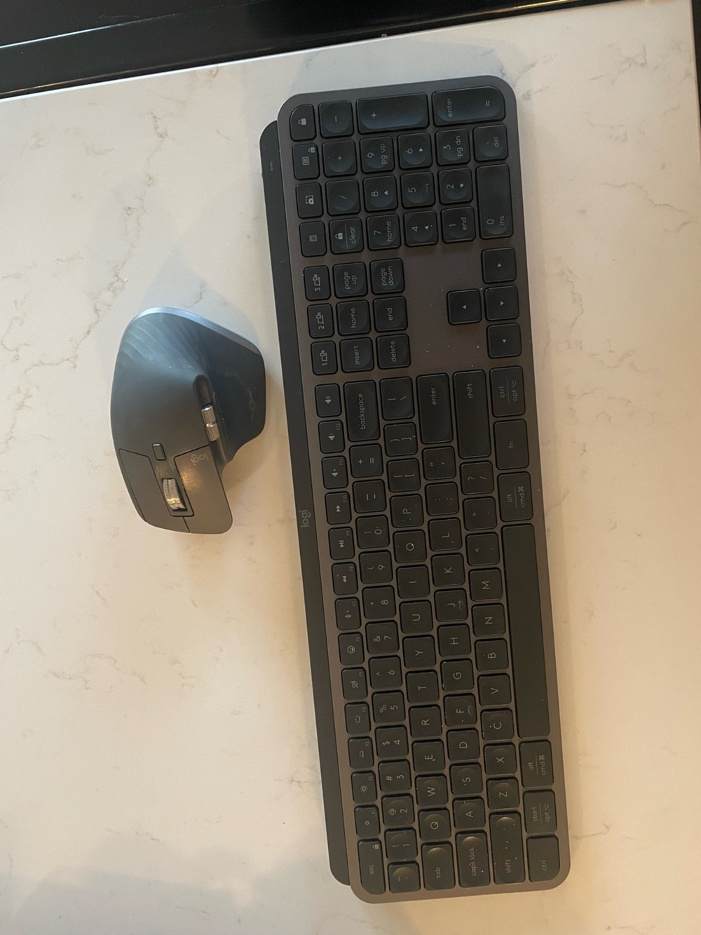 Logitech Wireless Keyboard and Mouse Set in Dark Gray